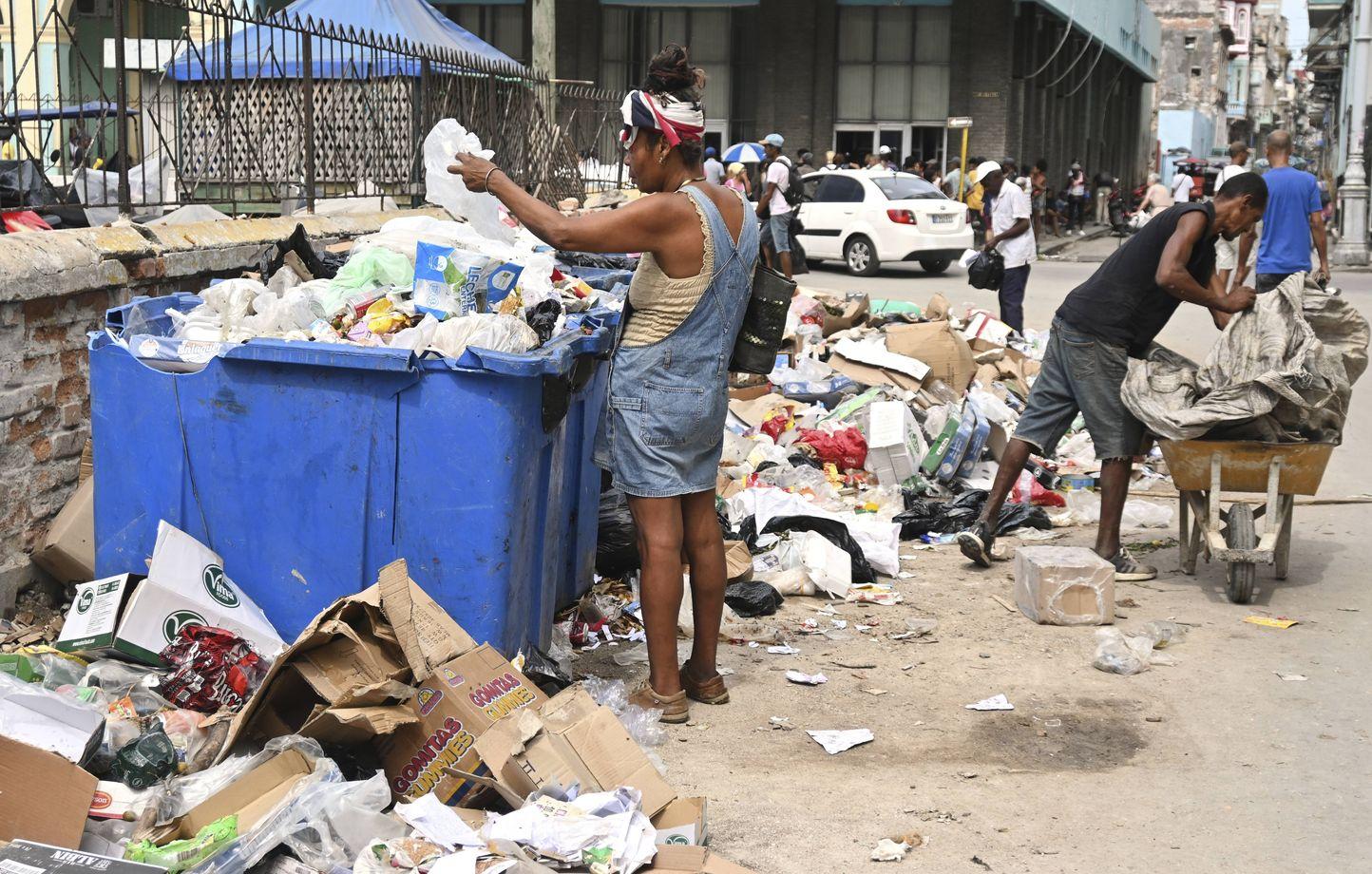 Cuba: Le ministre du Travail abandonne après avoir constaté que les 