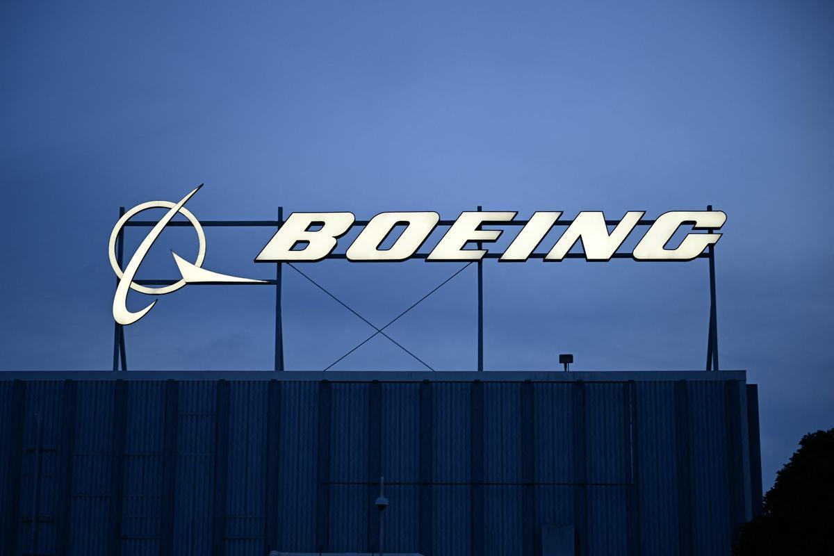 Boeing: frappe pour produire de la végétation des avions de guerre