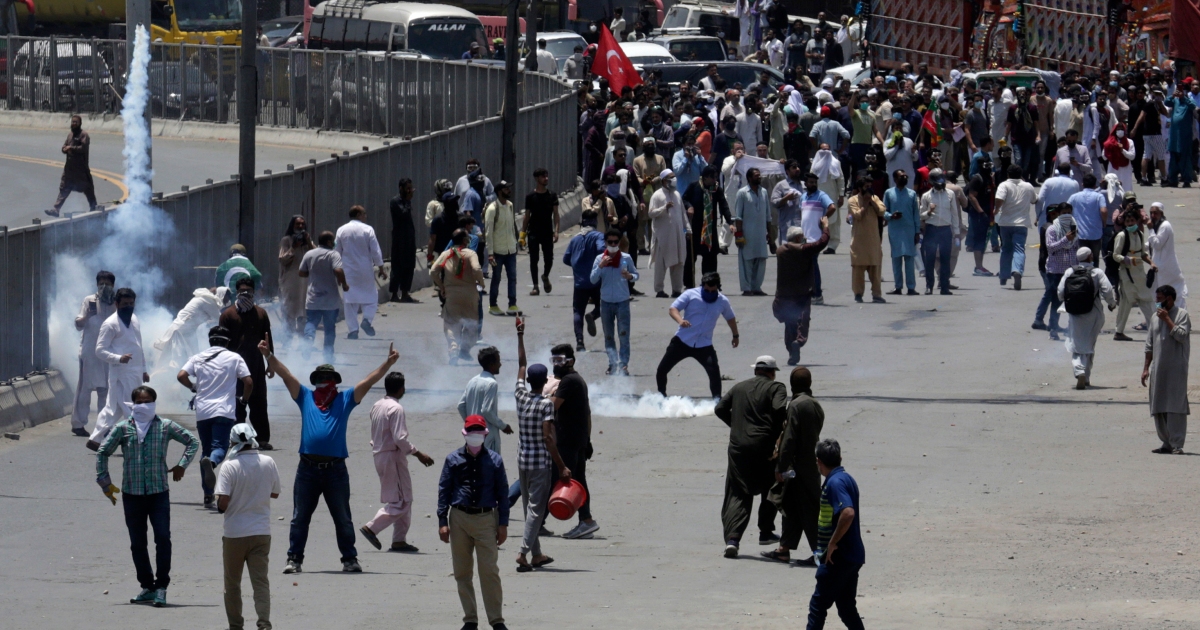 Affrontements au Pakistan alors que le rebelle Imran Khan entame une marche vers la capitale | Des nouvelles d’Imran Khan Affrontements au Pakistan alors que le rebelle Imran Khan entame une marche vers la capitale | Des nouvelles d’Imran Khan