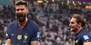 Olivier Giroud Adrien Rabiot Angleterre France bureau