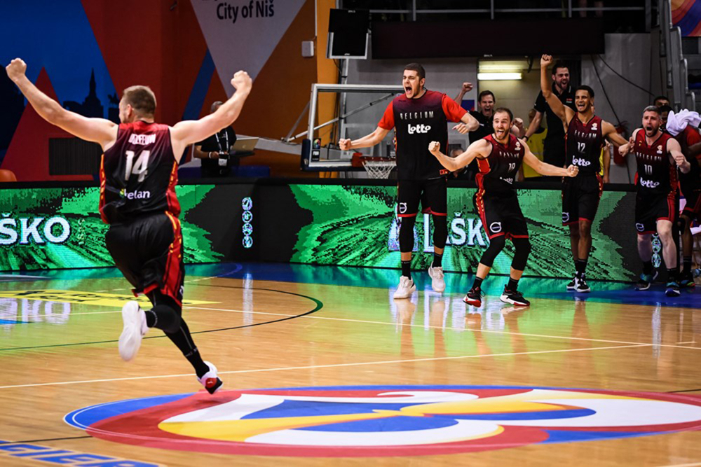 La Belgique a surpris la Serbie dans un match reporté pour prendre la 2e place du groupe A / Actualités