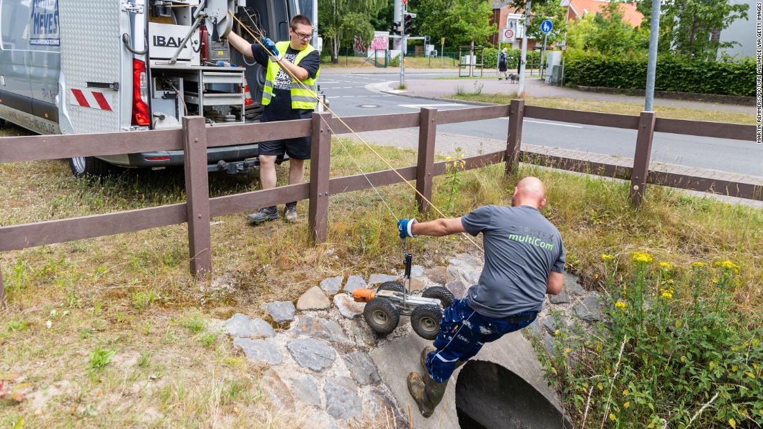 Un garçon de 8 ans disparu retrouvé vivant après plus d’une semaine dans les égouts allemands Un garçon de 8 ans disparu retrouvé vivant après plus d’une semaine dans les égouts allemands