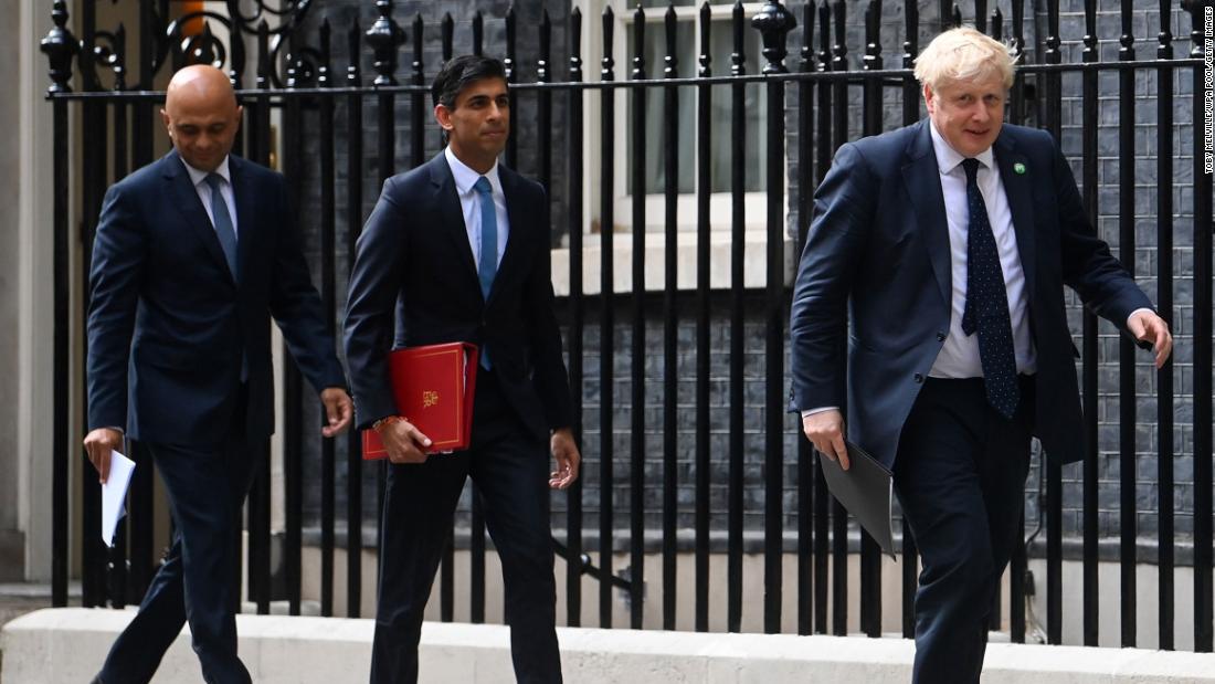 Coup dur pour Boris Johnson lorsque les ministres du gouvernement britannique Rishi Sunak et Sajid Javid démissionnent