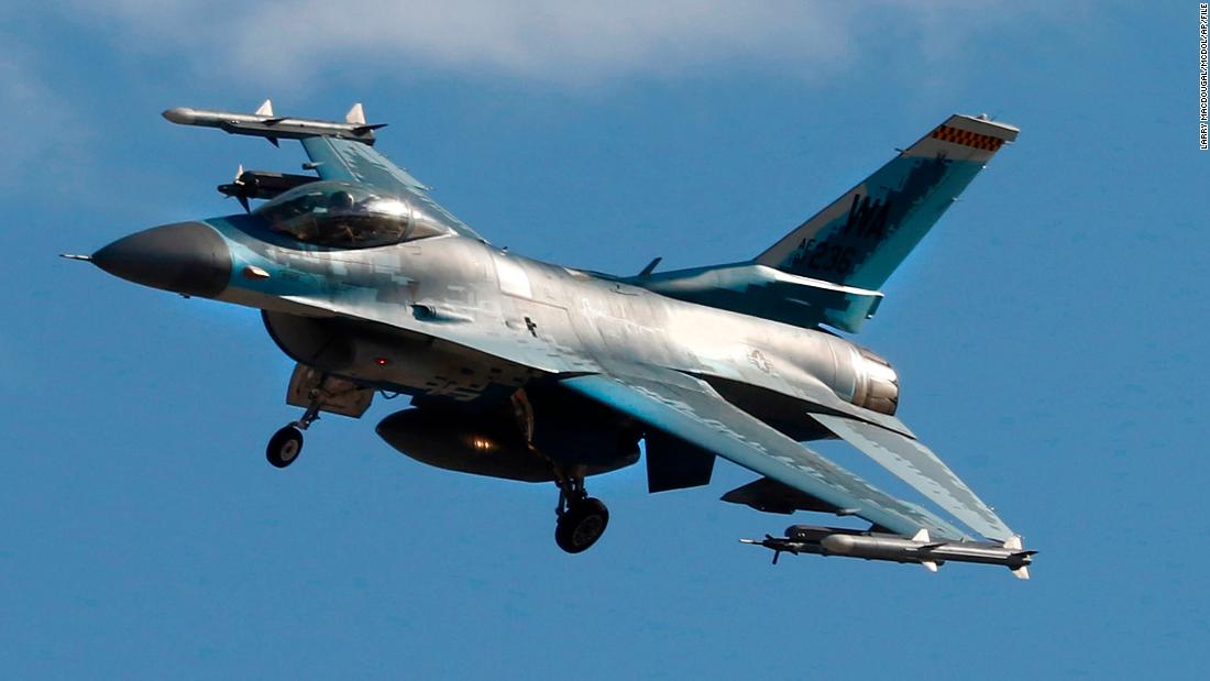 Avions à réaction F-16 : les États-Unis signalent à leurs alliés qu&rsquo;ils ne bloqueront pas leur exportation d&rsquo;avions à réaction F-16 vers l&rsquo;Ukraine