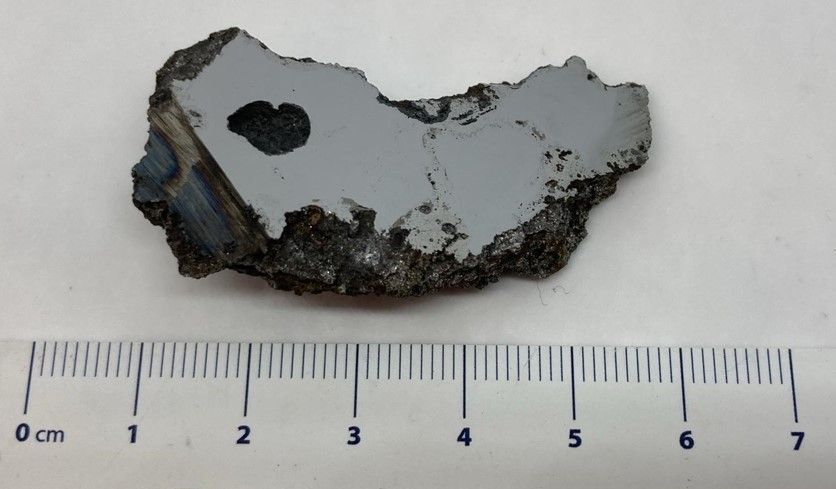 Deux minéraux jamais vus sur Terre ont été découverts à l&rsquo;intérieur d&rsquo;une météorite de 17 tonnes