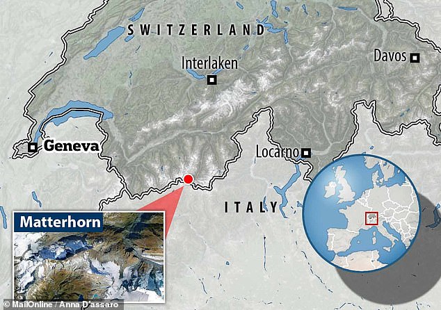 Le Cervin - qui chevauche la frontière entre la Suisse et l'Italie - se trouve à 14 692 pieds (4 478 mètres) au-dessus du niveau de la mer, surplombant la ville de Zermatt