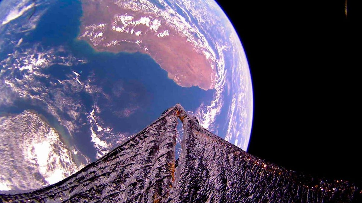 La mission LightSail 2 est sur le point de brûler dans l’atmosphère terrestre La mission LightSail 2 est sur le point de brûler dans l’atmosphère terrestre