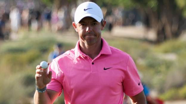 Dubai Desert Classic : Rory McIlroy mène par trois, Patrick Reed par quatre Dubai Desert Classic : Rory McIlroy mène par trois, Patrick Reed par quatre