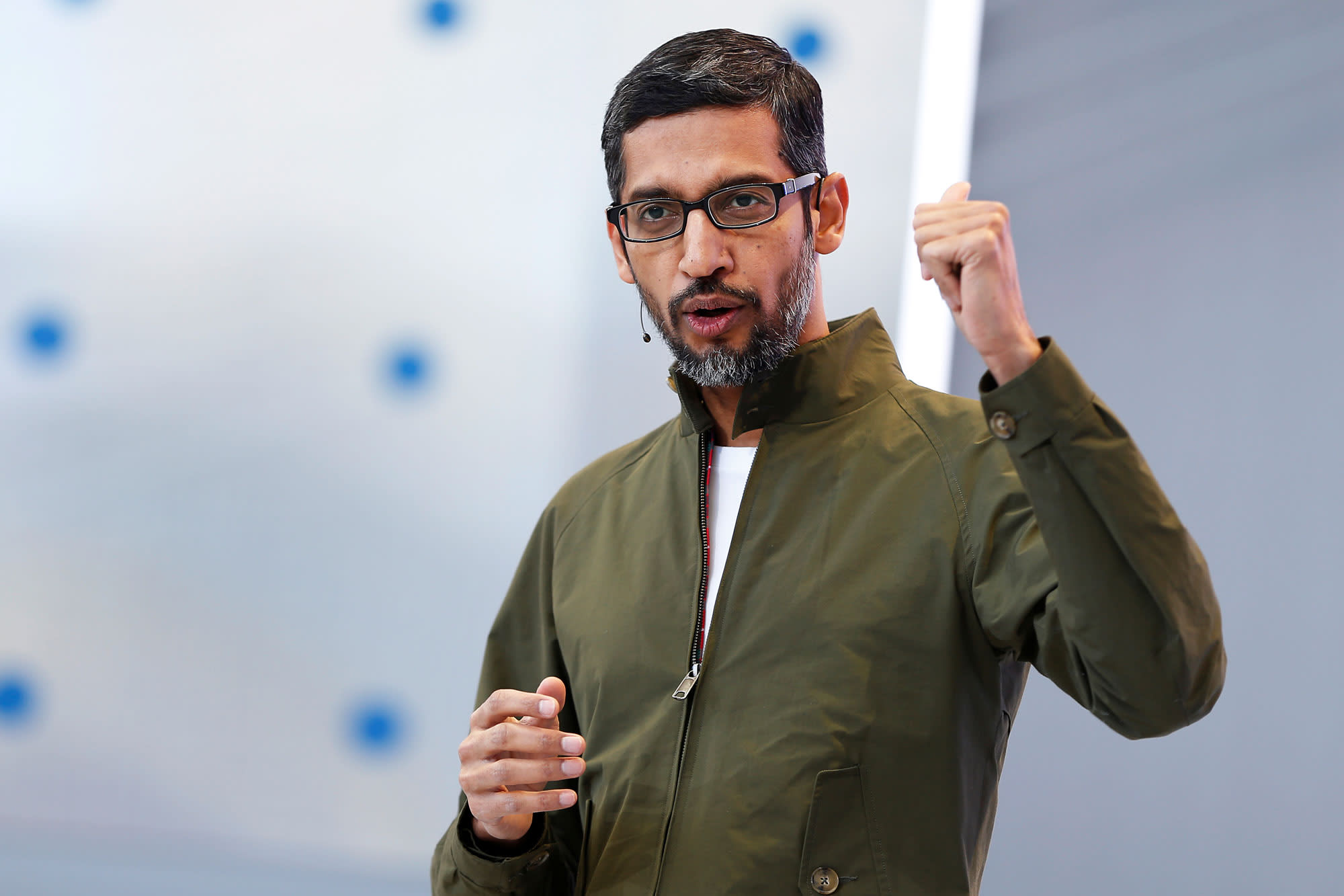 La note indique la réorganisation de Google dans Assistant après le lancement de Bard La note indique la réorganisation de Google dans Assistant après le lancement de Bard