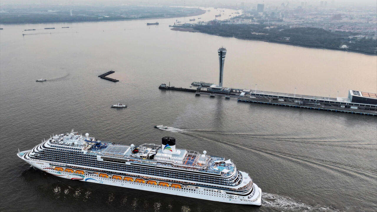 Le premier bateau de croisière chinois prend le large pour son voyage inaugural – RFI