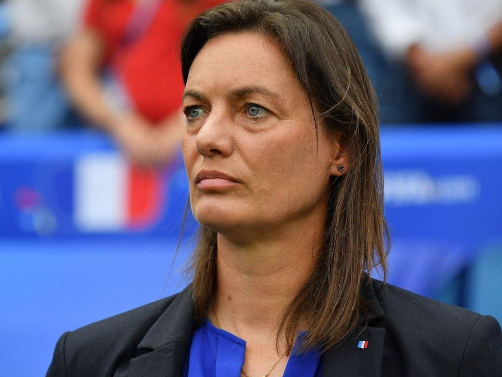 Coupe du monde féminine 2023 : Corinne Diacre pourrait toucher une grosse somme si les Bleues dHervé Renard triomphent ! – Public
