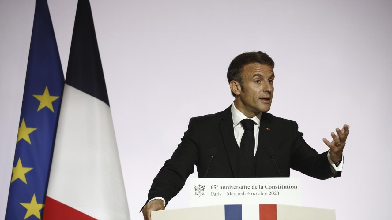 Chroniques du Câble : les annonces dEmmanuel Macron sur la Constitution à retenir – RFI Chroniques du Câble : les annonces dEmmanuel Macron sur la Constitution à retenir – RFI