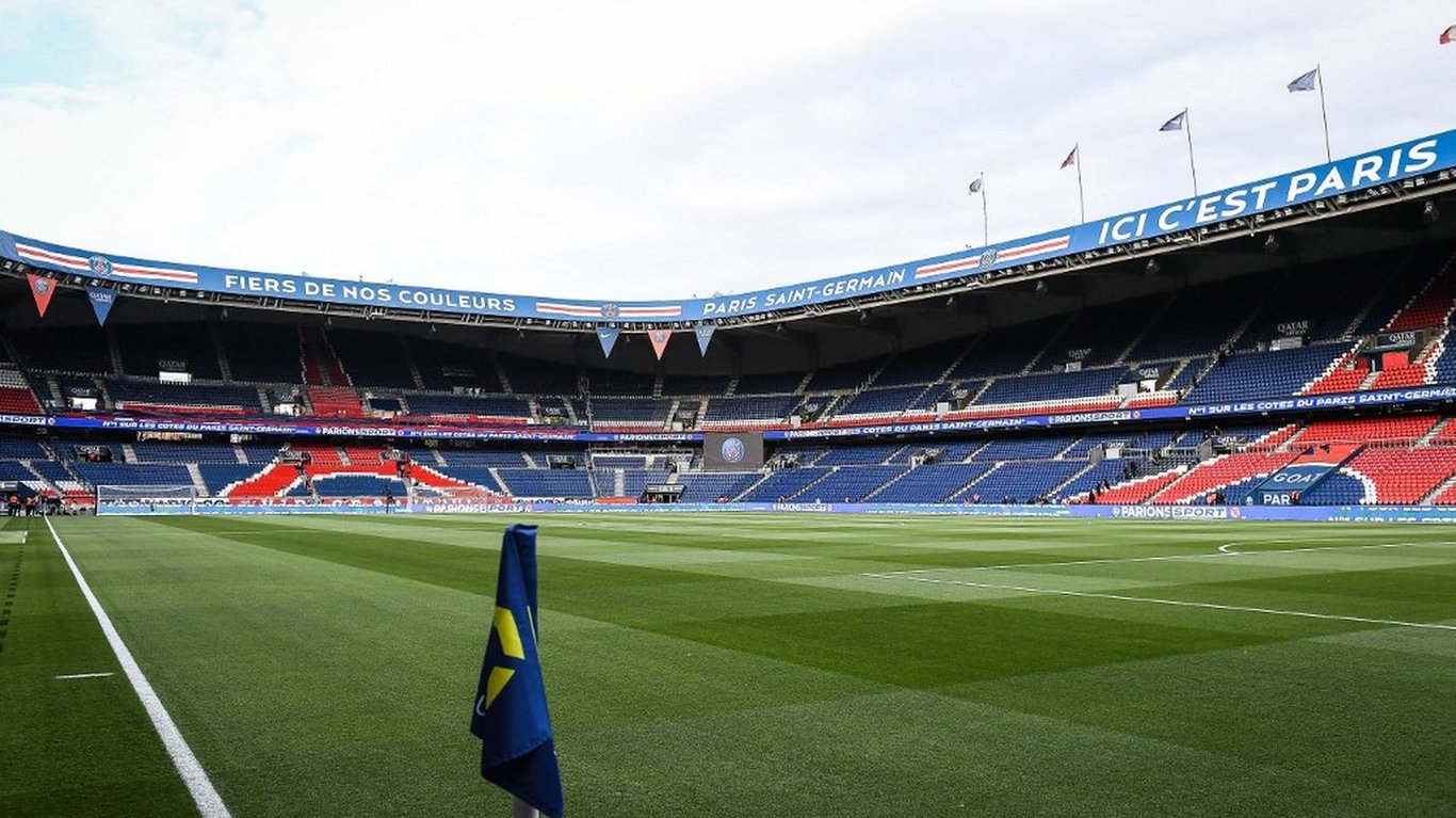 Football : la Mairie de Paris prête à discuter avec le PSG concernant la vente du Parc des Princes