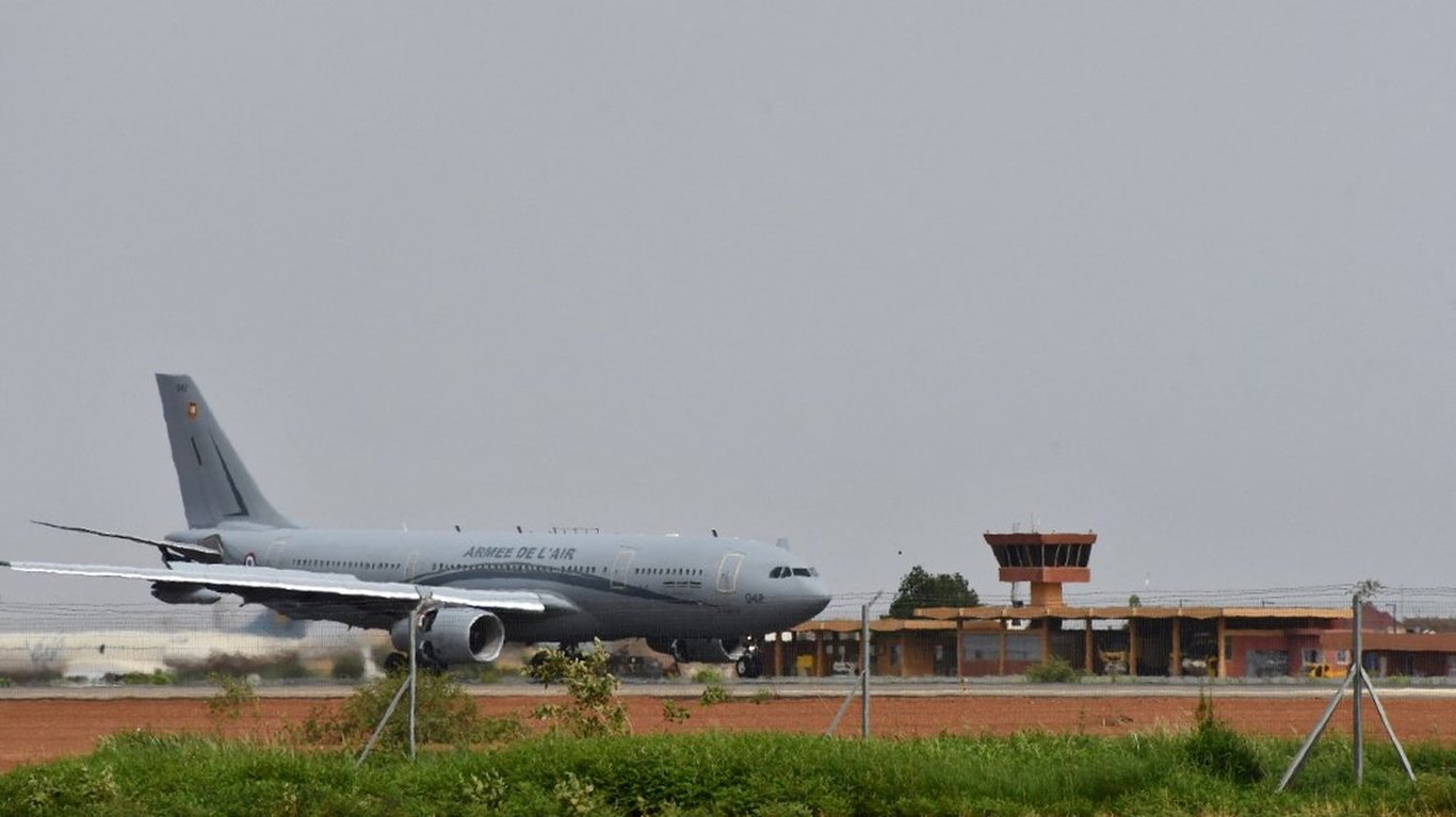 Coup dÉtat au Niger : une intervention militaire serait la dernière option envisagée par la Cédéao pour restaurer lordre constitutionnel – Cable Chronicles Coup dÉtat au Niger : une intervention militaire serait la dernière option envisagée par la Cédéao pour restaurer lordre constitutionnel – Cable Chronicles