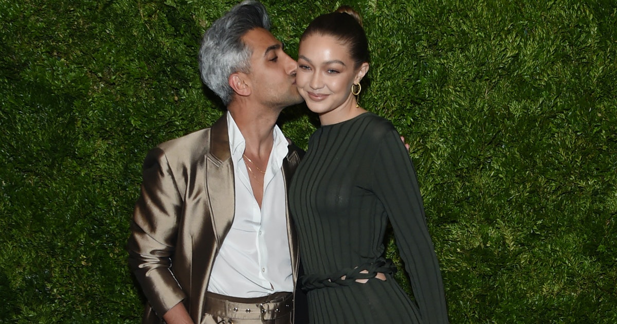 Tan France appelle Gigi Hadid pour des conseils à la parentalité Tan France appelle Gigi Hadid pour des conseils à la parentalité