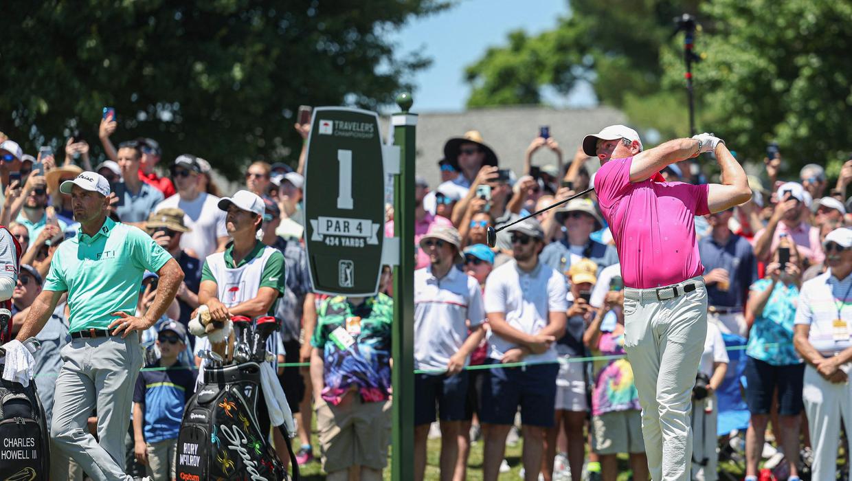 Plus de problèmes pour Rory McIlroy alors que le défi du championnat des voyageurs se termine avec le troisième tour 72 Plus de problèmes pour Rory McIlroy alors que le défi du championnat des voyageurs se termine avec le troisième tour 72