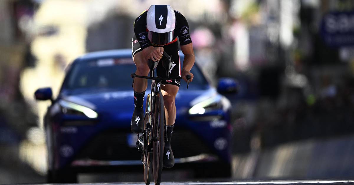 Eddie Dunbar solide dans le contre-la-montre d’ouverture du Giro d’Italia – The Irish Times Eddie Dunbar solide dans le contre-la-montre d’ouverture du Giro d’Italia – The Irish Times