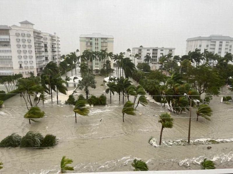 Les habitants de la Floride risquent la destruction alors que Ian frappe la Floride
