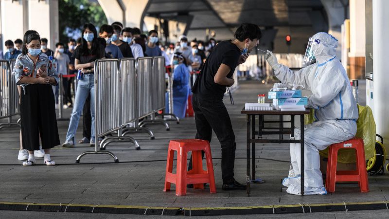 Manifestations contre le Covid-19 : la Chine entre dans une « nouvelle phase et mission » pour le contrôle de la pandémie, déclare le vice-Premier ministre Sun Chunlan