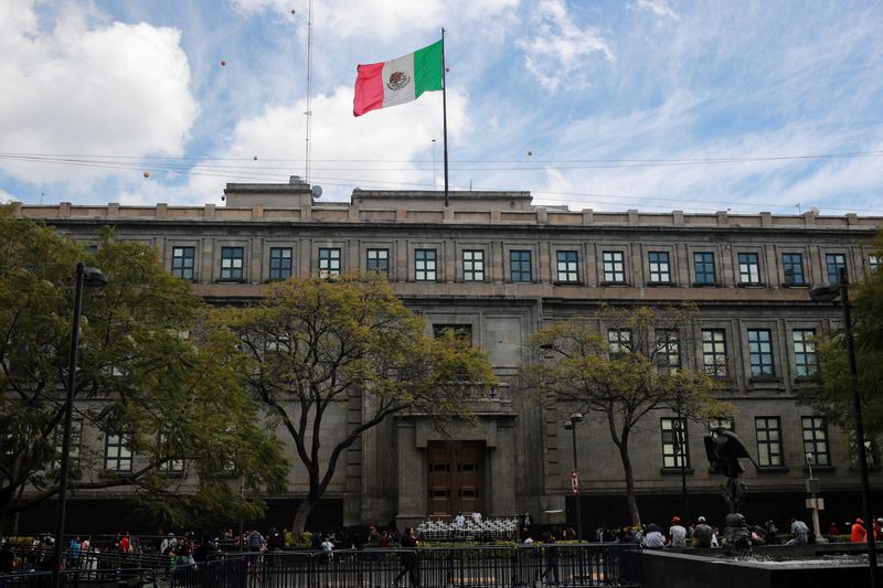 Le gouvernement mexicain conteste la suspension de la réforme électorale par la Cour suprême Le gouvernement mexicain conteste la suspension de la réforme électorale par la Cour suprême