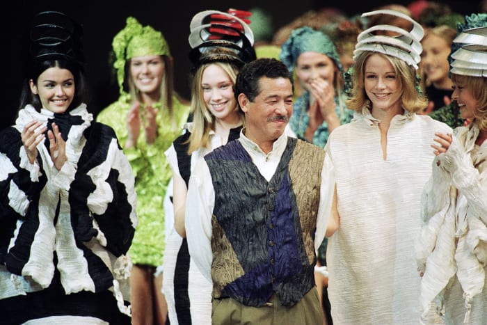 Issey Miyake, connu pour ses modèles sculptés audacieux, décède à 84 ans