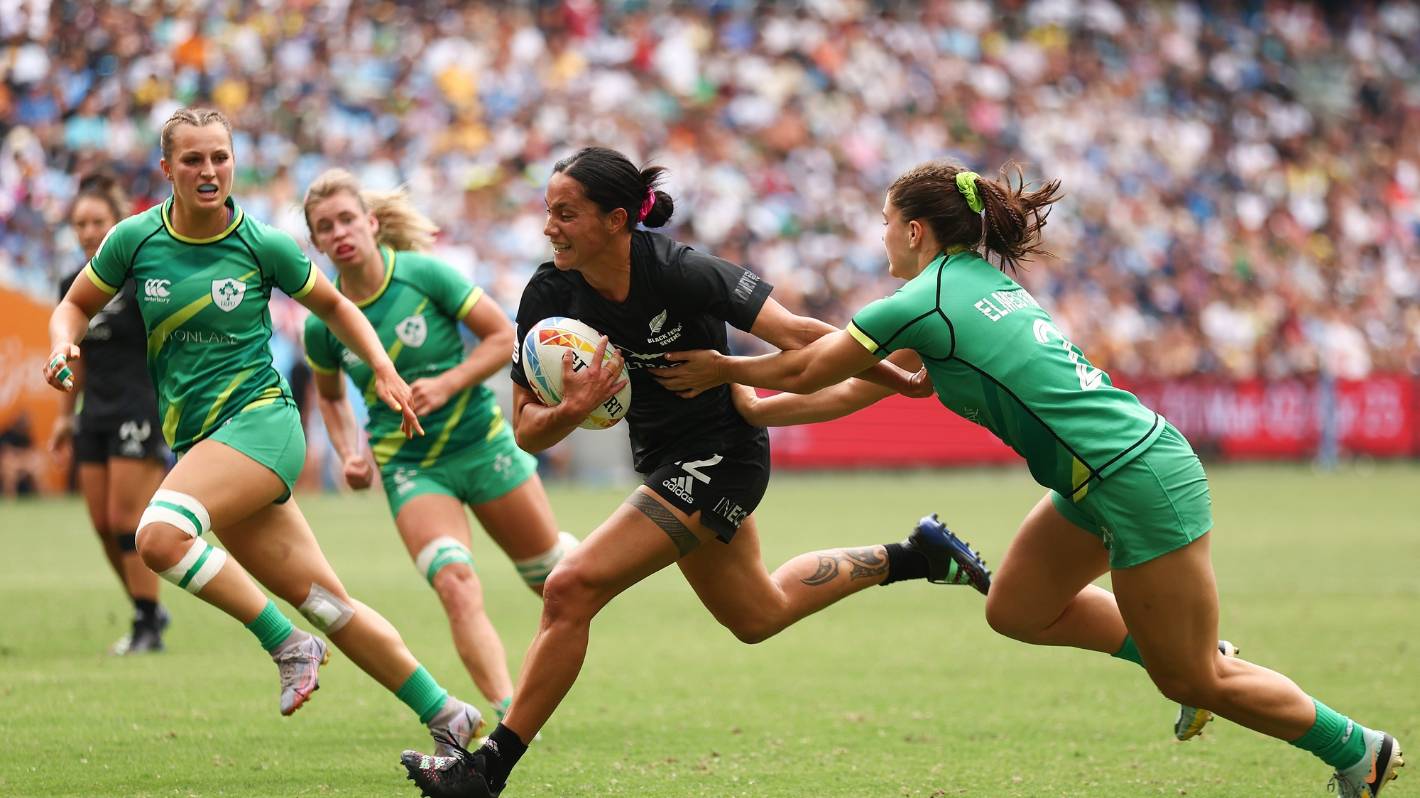 Les deux équipes néo-zélandaises produisent des spectacles chauds pour se qualifier pour la finale des Sydney Sevens Les deux équipes néo-zélandaises produisent des spectacles chauds pour se qualifier pour la finale des Sydney Sevens