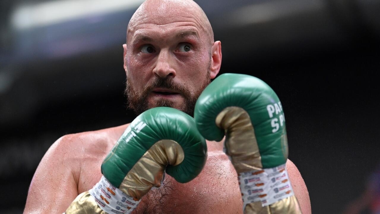 Fury voit la trilogie Chisora comme le catalyseur de la tournée mondiale à la Muhammad Ali Fury voit la trilogie Chisora comme le catalyseur de la tournée mondiale à la Muhammad Ali