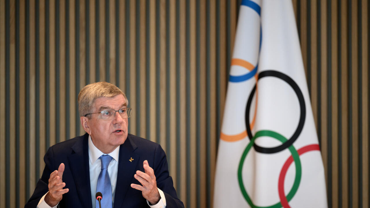 Le chef du CIO, Bach, critique la « politisation » du sport sur la Russie Le chef du CIO, Bach, critique la « politisation » du sport sur la Russie