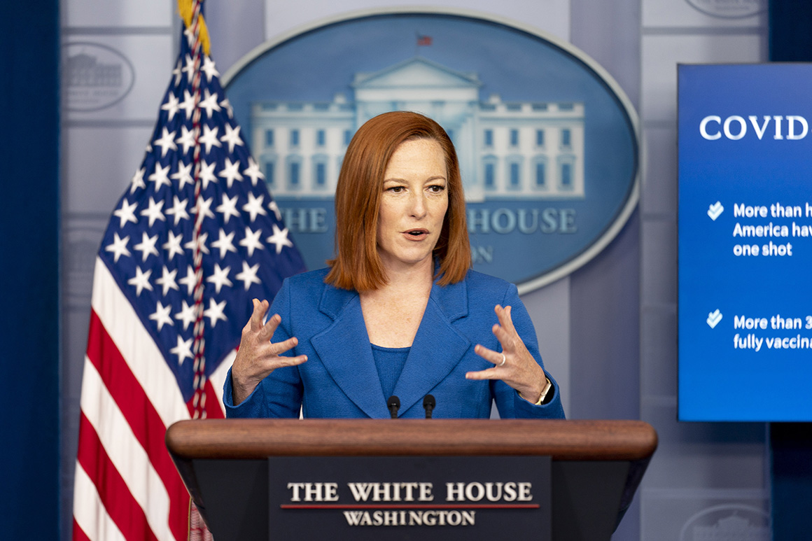 L'attachée de presse de la Maison Blanche, Jen Psaki, prend la parole lors d'un point de presse à la Maison Blanche à Washington le lundi 19 avril 2021.