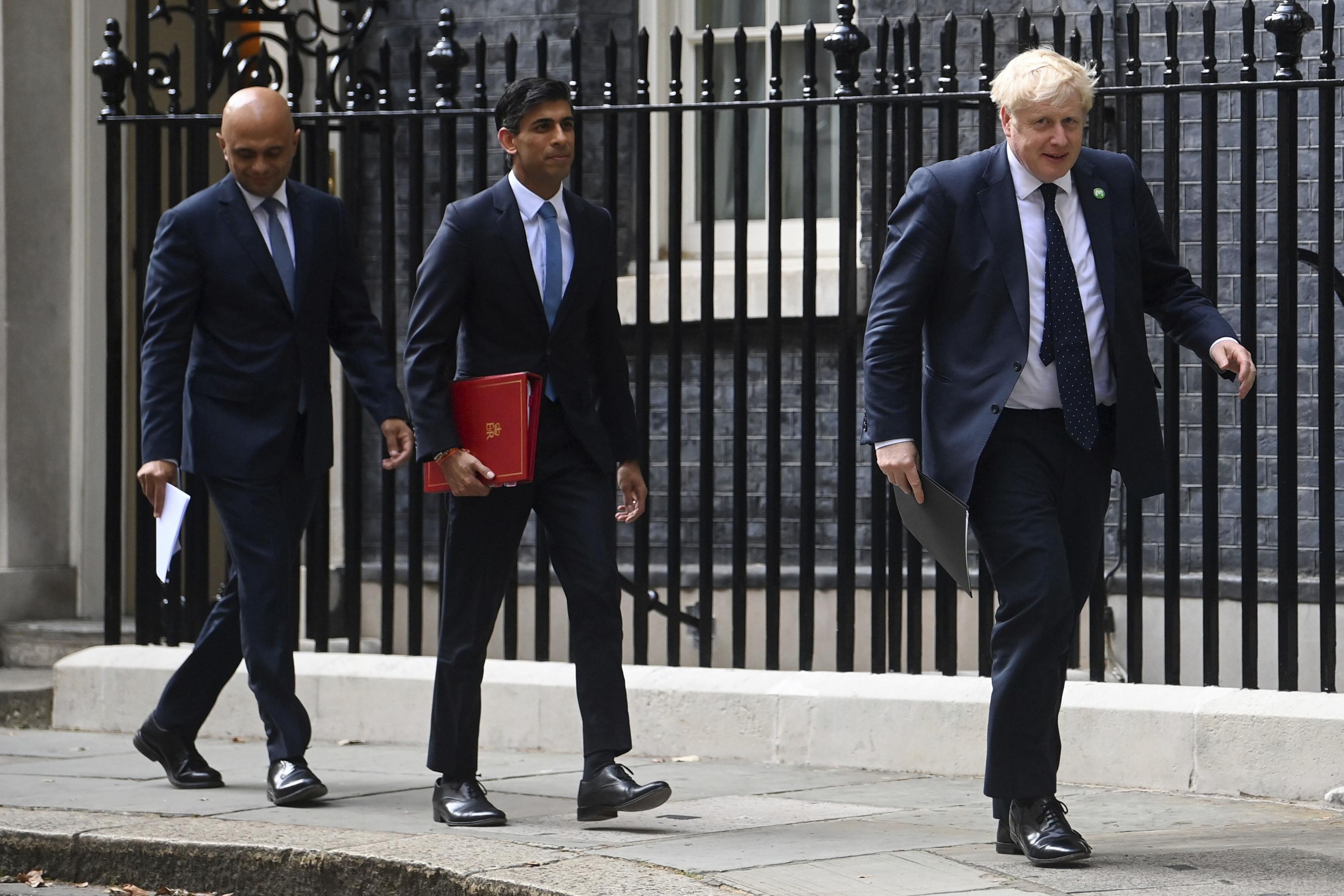 2 ministres clés du cabinet du Royaume-Uni ont quitté le gouvernement de Boris Johnson