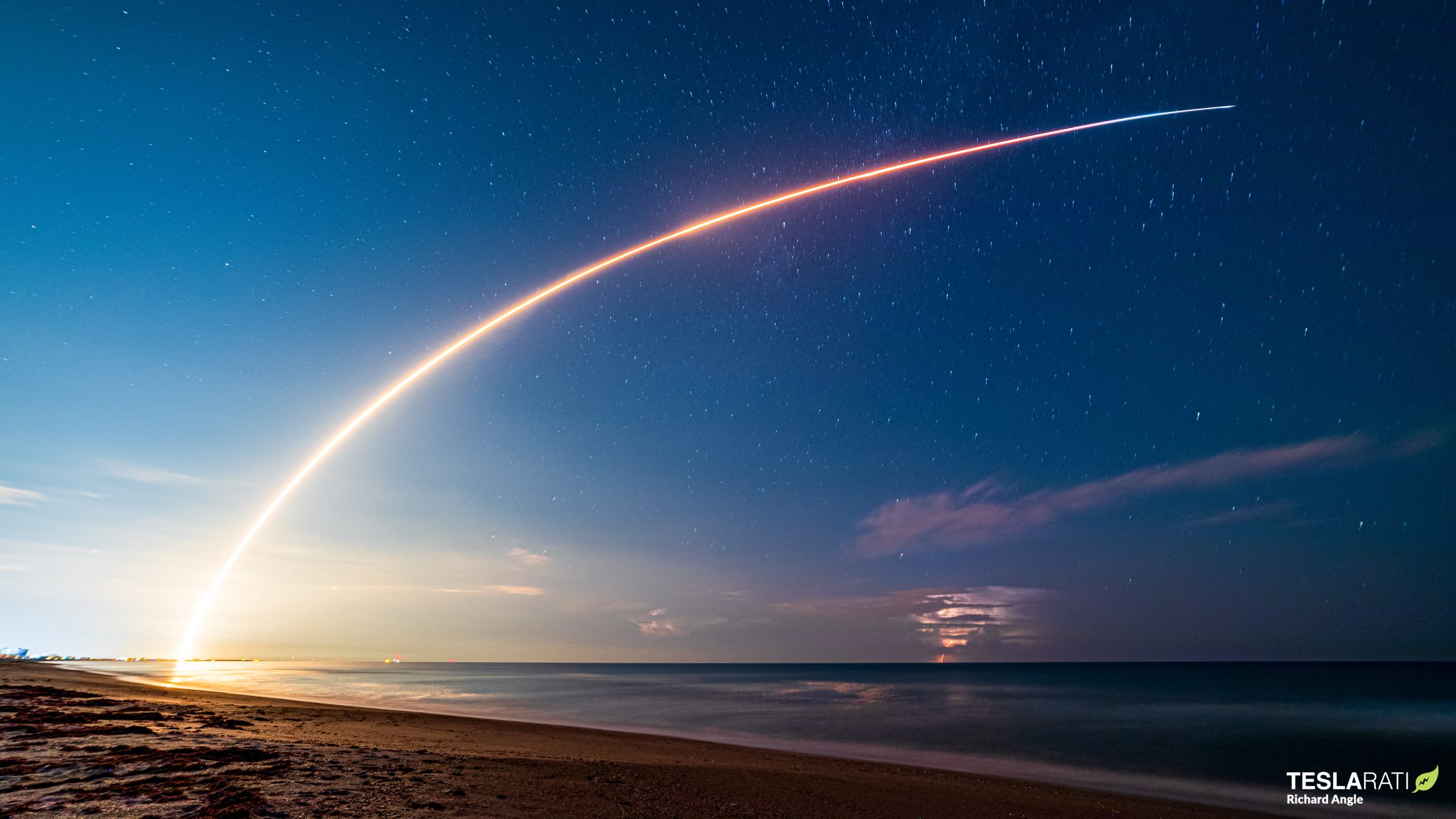 SpaceX lance 22 minisatellites Starlink 22 V2 SpaceX lance 22 minisatellites Starlink 22 V2