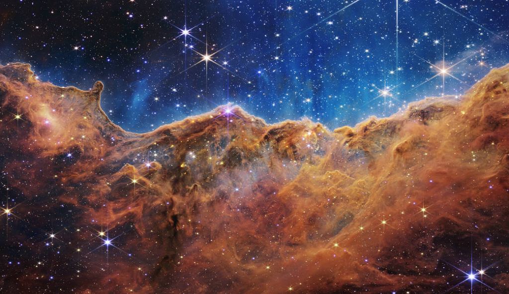 JWST a capturé cette superbe image d'une partie de la nébuleuse Carina surnommée la « descente cosmique » en juillet 2022. Crédit d'image : NASA, ESA, CSA et STScI